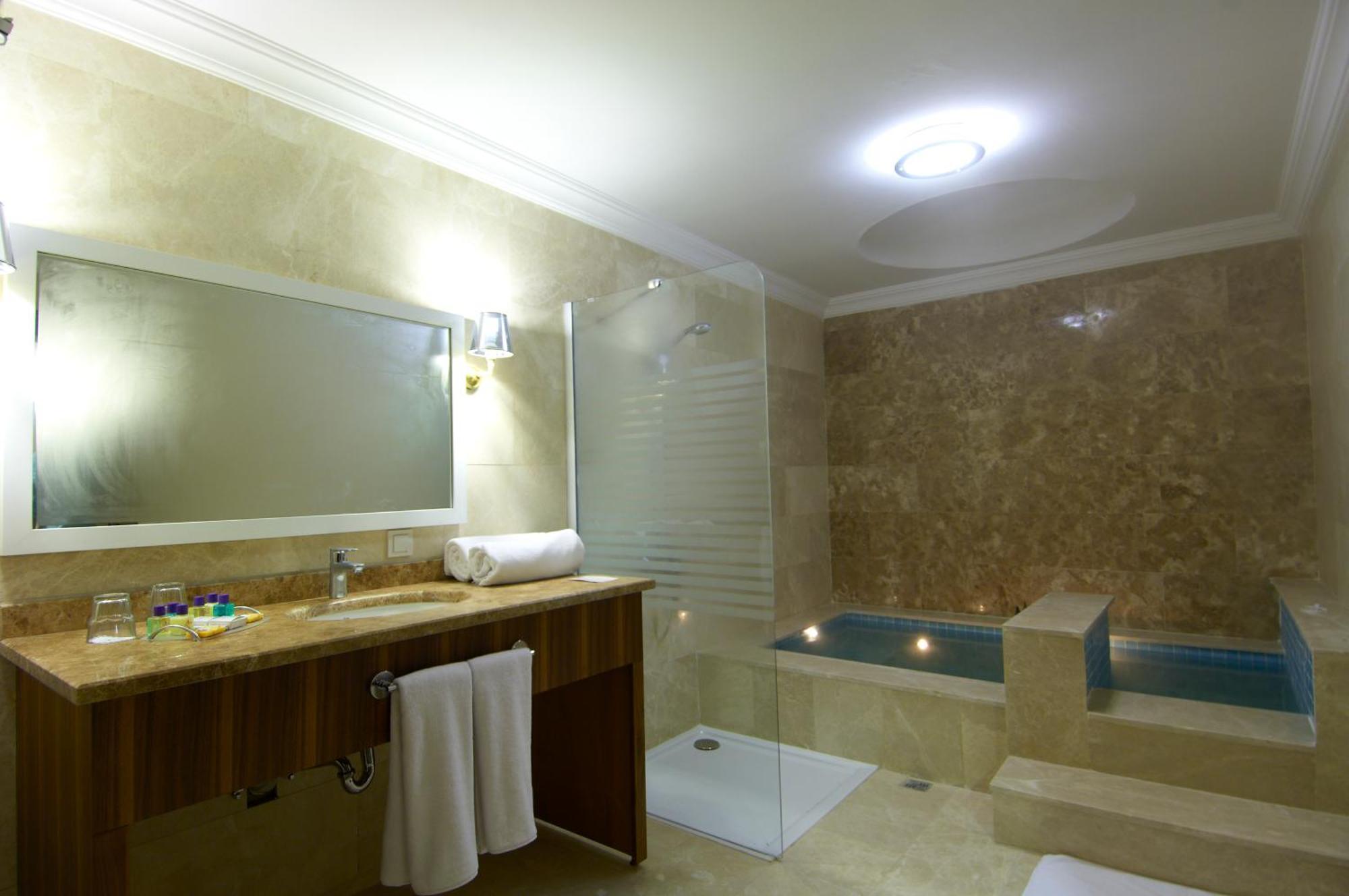 Safran Thermal Resort Sandıklı 외부 사진